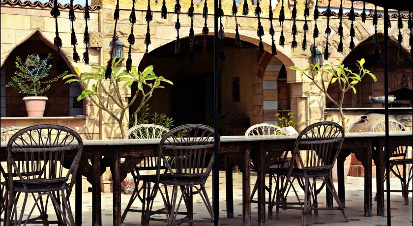 Фото 
Ramosa Guest House
