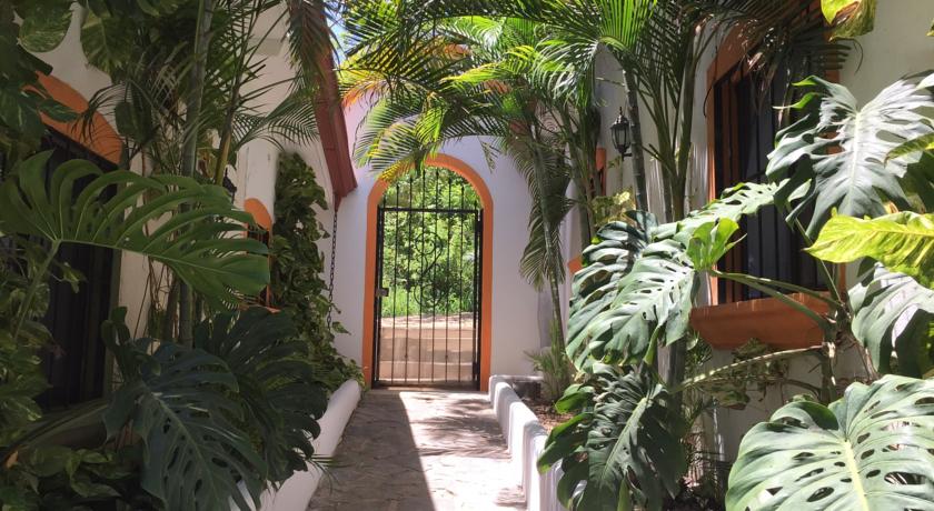 Фото 
Byblostar Hotel
