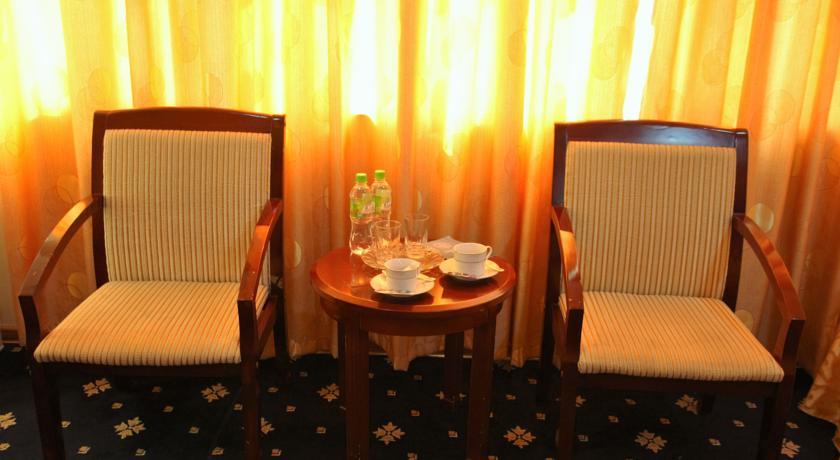 Фото 
Tonratun Hotel
