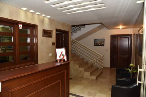 Фото 
Secrets Wild Orchid
