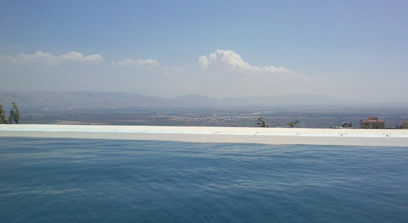 Фото 
Donway, A Jamaican Style Village
