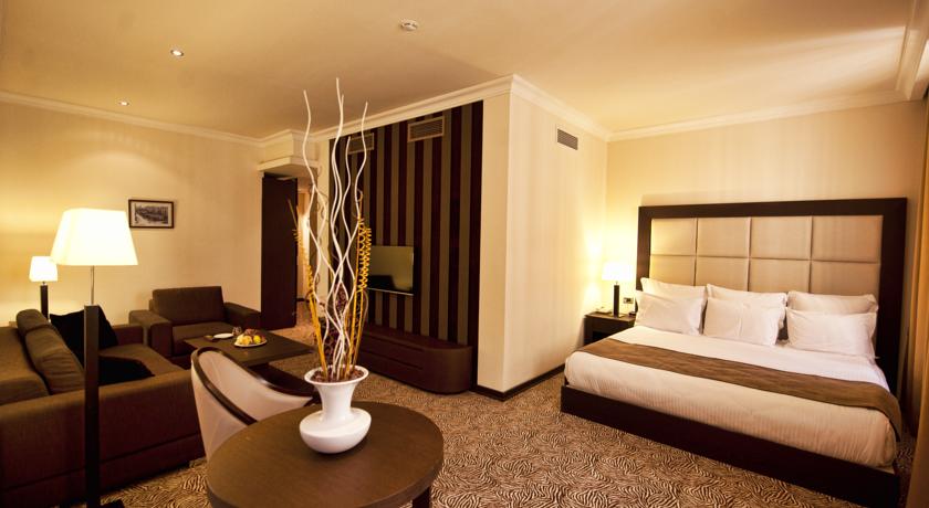 Фото 
Mobay Kotch
