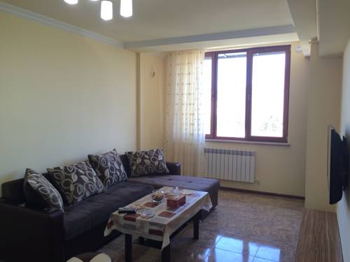 Фото 
The Gardens
