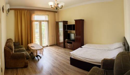 Фото 
Exoria Cottage
