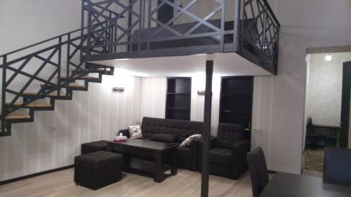 Фото 
Beach-side condos at Turtle Beach Towers
