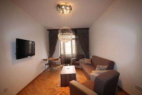 Фото 
T-Bird on the Cliffs
