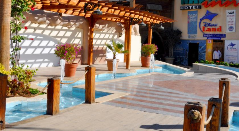 Фото 
First Class Naama Bay Apartments
