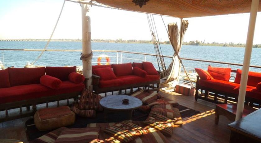 Фото 
Al Salam Camp
