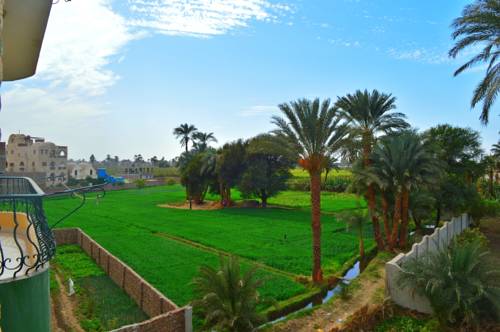 Фото 
Chalet with Private Garden at Palm Beach Resort
