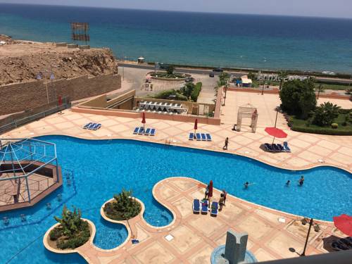 Фото 
The Bedouin Moon Hotel
