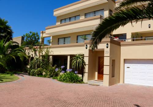 Фото 
Courtyard by Marriott Isla Verde Beach Resort
