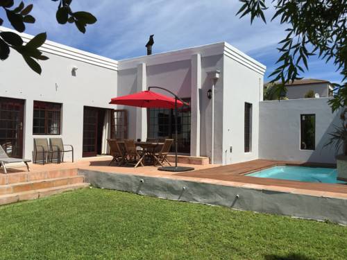 Фото 
Holiday Inn Express San Juan Condado
