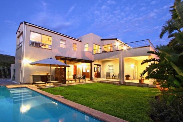 Фото 
Fortaleza Suites Old San Juan
