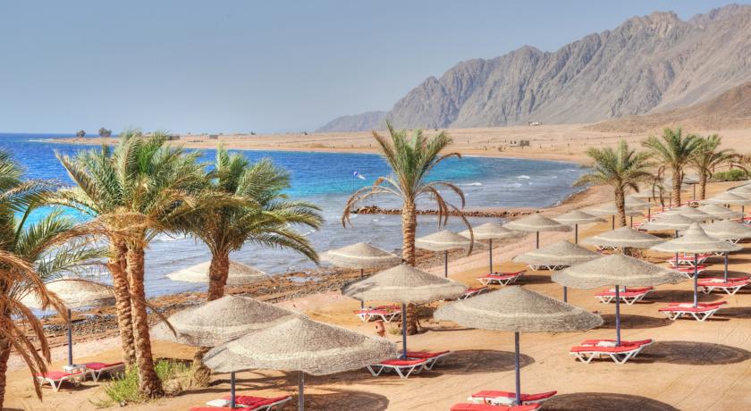 Фото 
Red Rock Luxury Apartments
