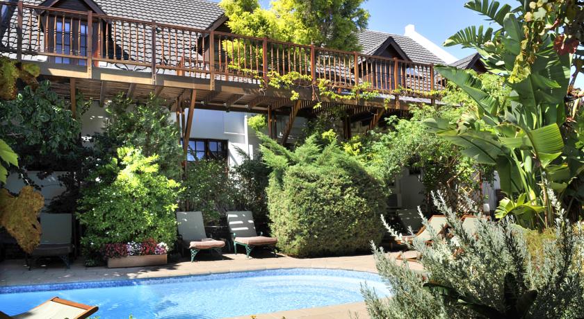 Фото 
Atlantic Beach Hotel
