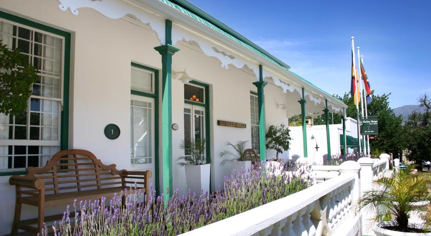 Фото 
Green Island Racquet Club
