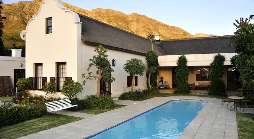 Фото 
Villa Verde Inn
