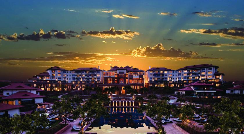 Фото 
Naniqui by the Bay
