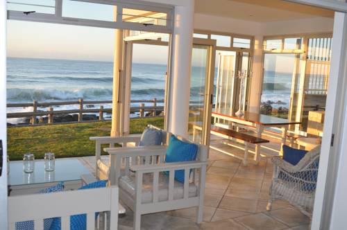 Фото 
The Wave Hotel
