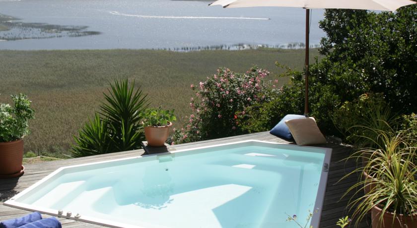 Фото 
Palmas Inn Villas
