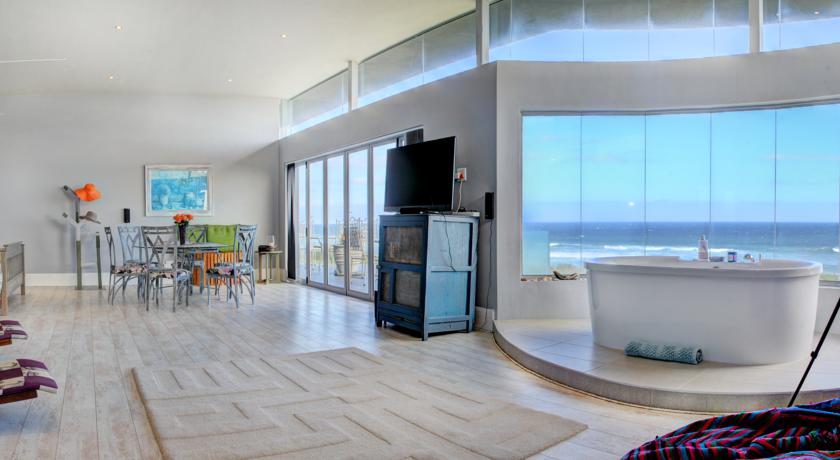 Фото 
Sea Land Air Suites
