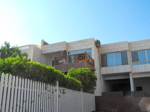 Фото 
Paradise Inn Windsor Palace Hotel
