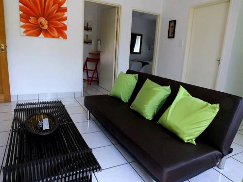 Фото 
White Villa
