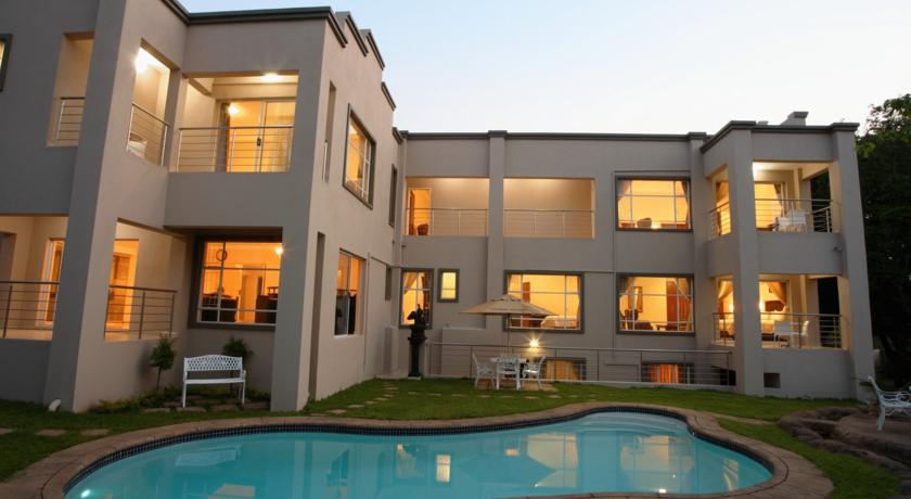 Фото 
Kokomo Botanical Resort
