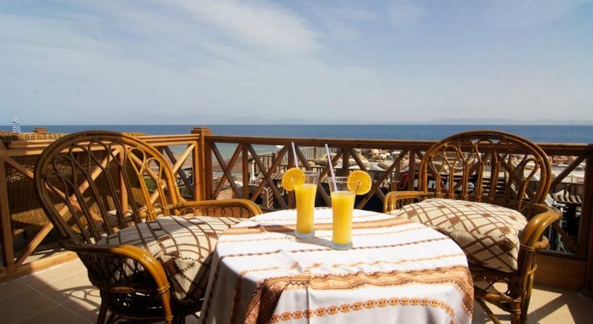 Фото 
Grand Royal Alex. Hotel
