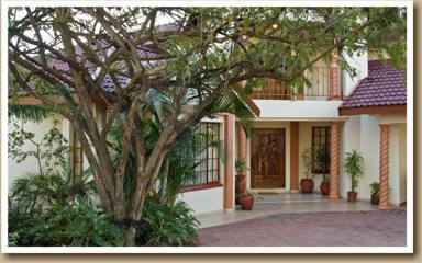 Фото 
The Inn at Grace Bay
