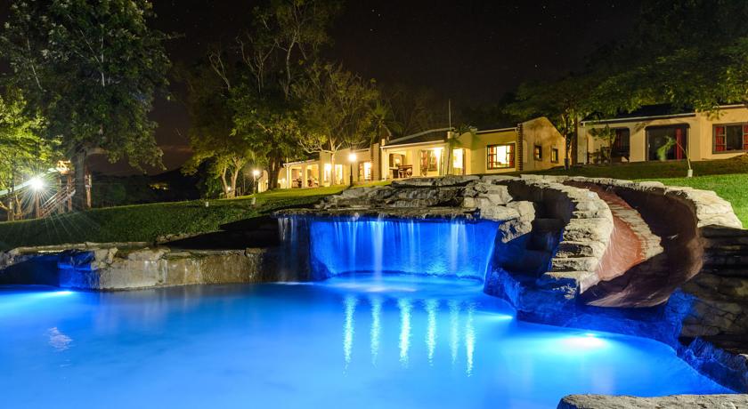 Фото 
Blue Haven Resort & Marina
