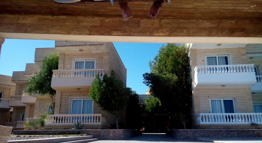 Фото 
Raml Armed Forces Hotel
