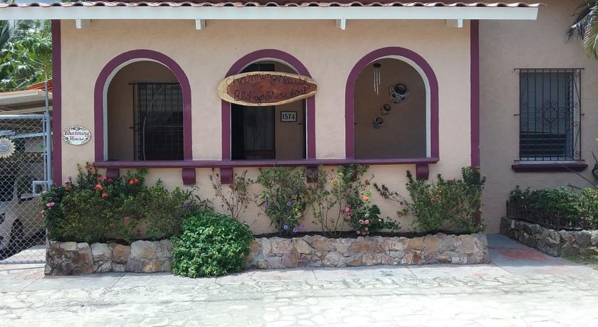 Фото 
East Town 26 Hotel
