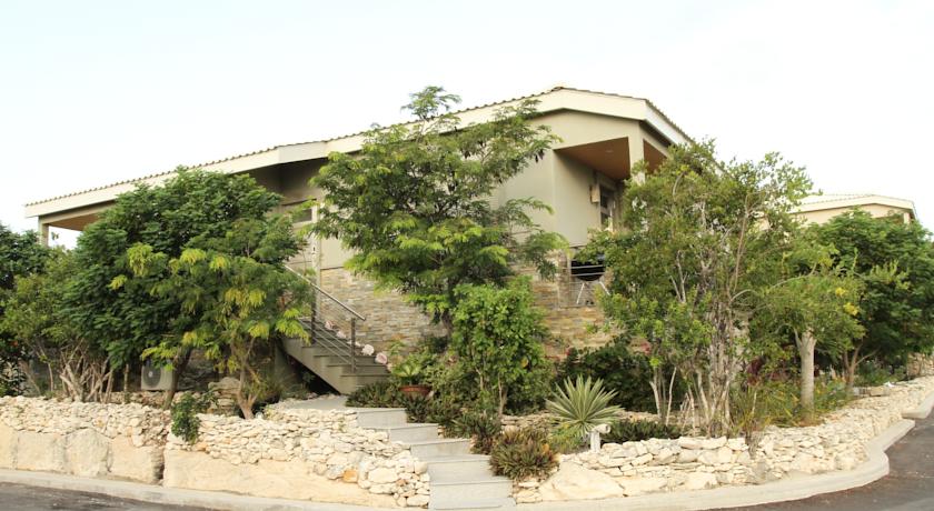 Фото 
Phoenix Walkway Homestay
