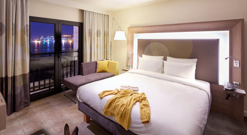 Фото 
Novotel Istanbul Bosphorus Hotel

