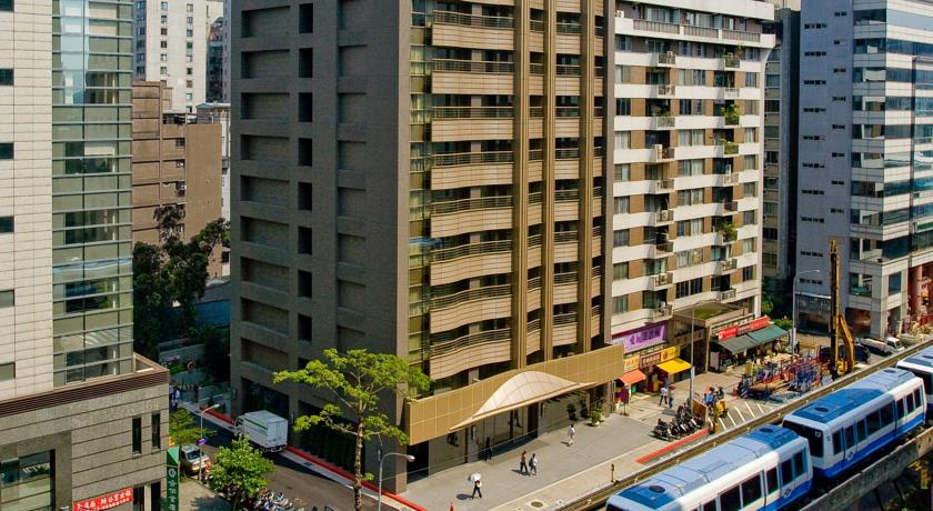 Фото 
R8 Eco Hotel
