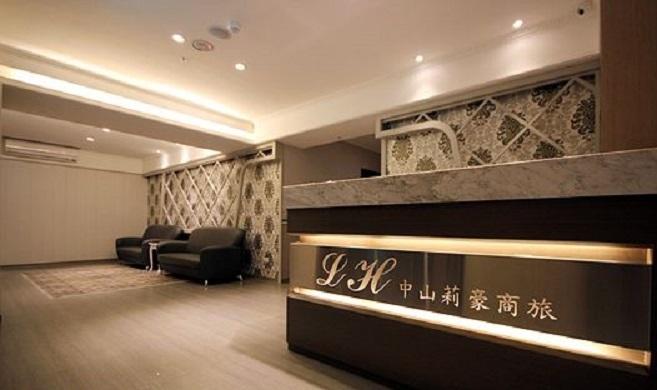 Фото 
Tayih Landis Hotel Tainan
