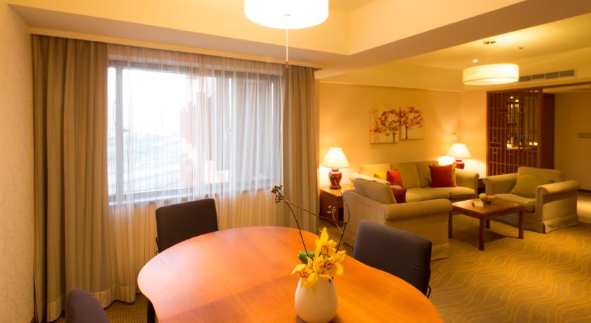 Фото 
N Joy Taichung Hostel
