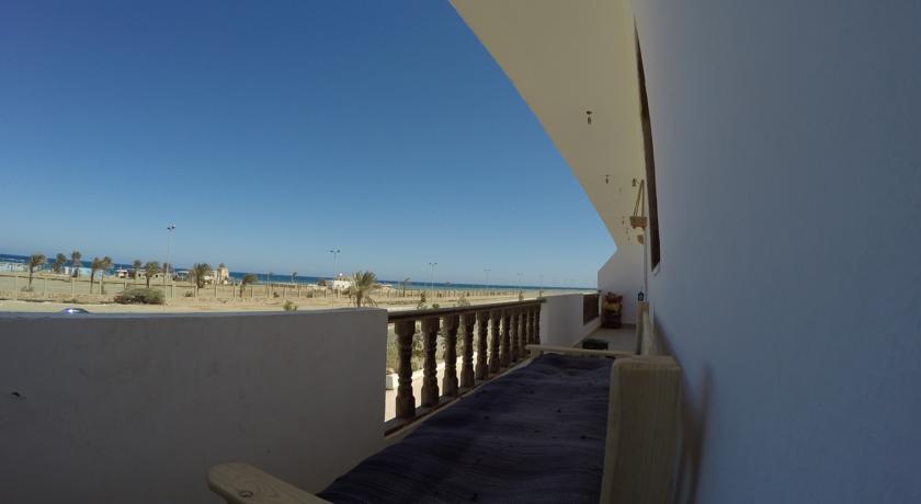 Фото 
Lake Round Residence
