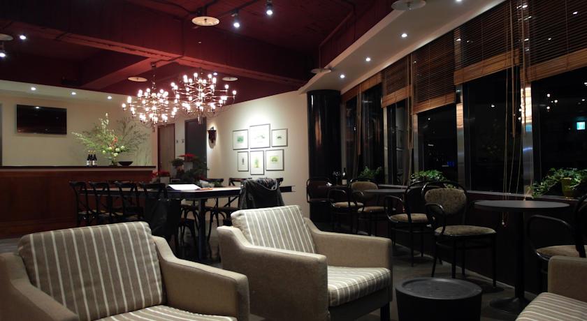 Фото 
He Feng Xiao Zhu
