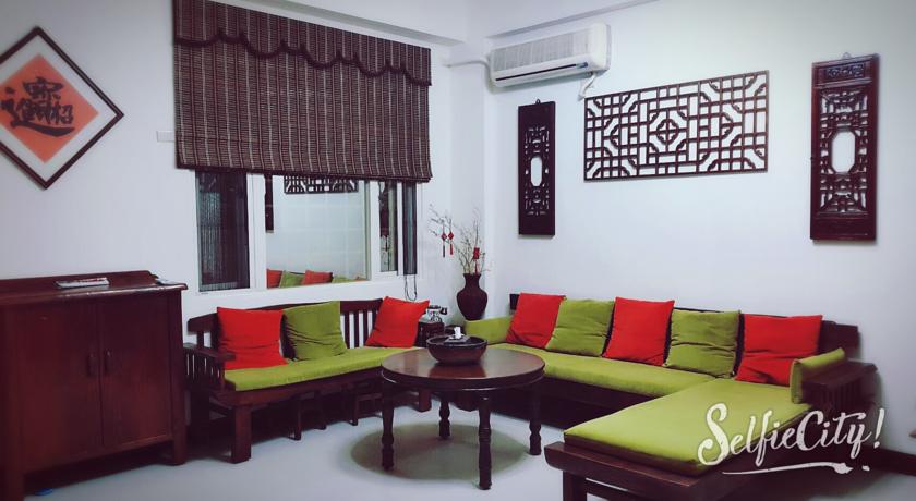 Фото 
Barefoot Springs B&B
