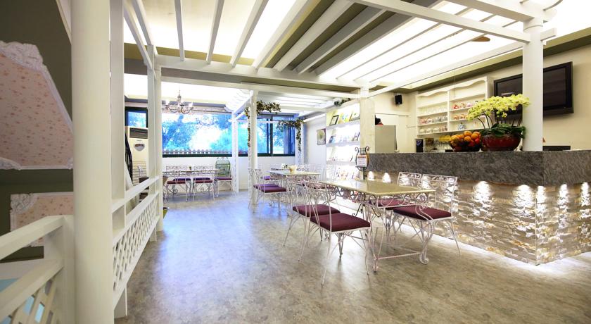 Фото 
Moonlake B&B
