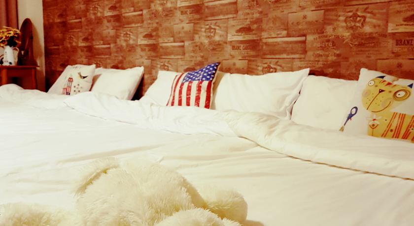 Фото 
In One City Inn
