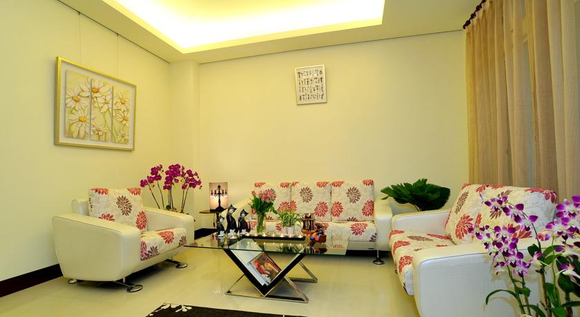 Фото 
West Hotel
