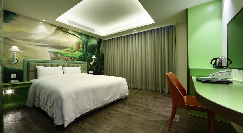 Фото 
Lighthouse Hotel
