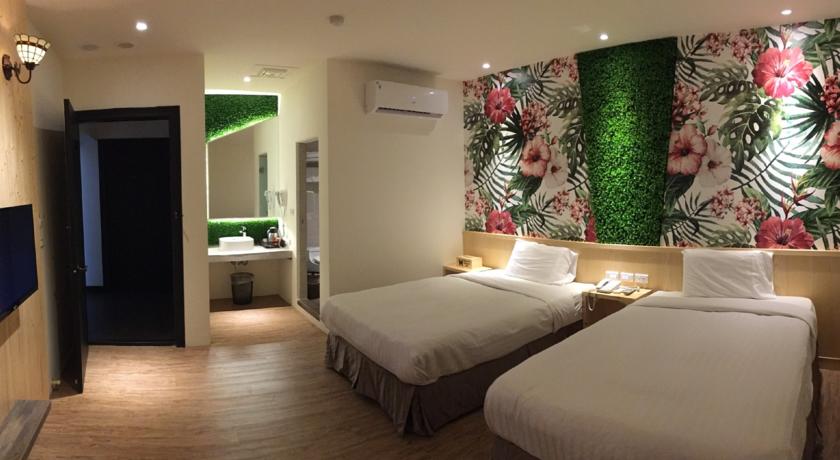 
Grand Melanesian Hotel
