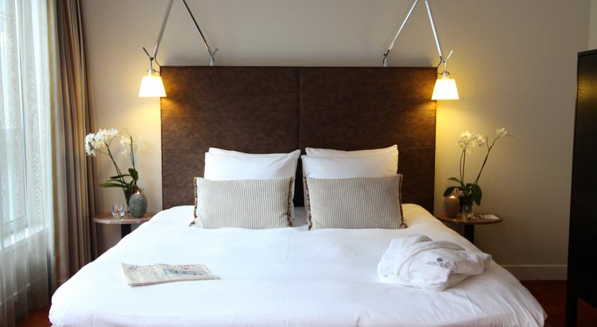 
Hilton Antwerp Old Town
