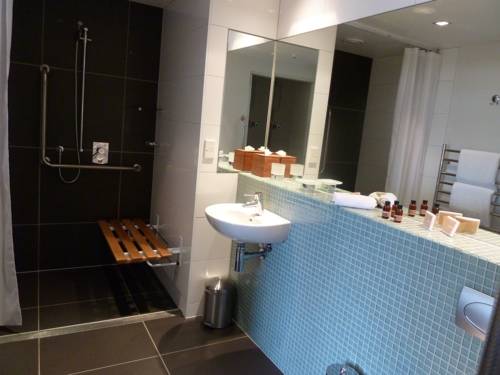 Фото 
Tongariro Suites
