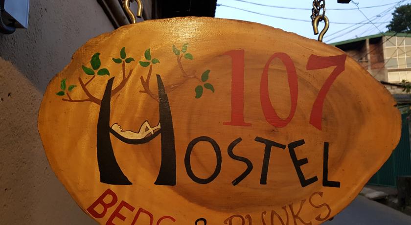 Фото 
Sapphire Seas Beachfront Hotel
