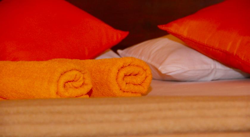 Фото 
Neela&#39;s Guest House-Hikkaduwa Beach
